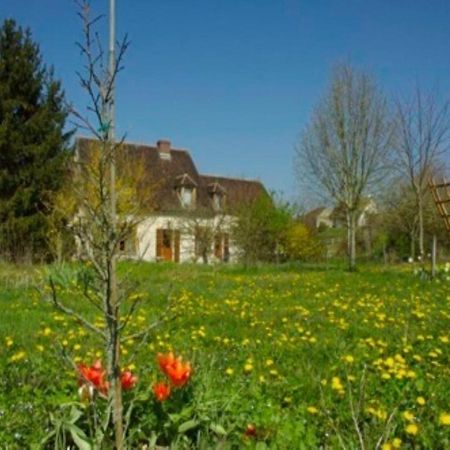 Chambres D'Hotes Les Pierries Vézannes Exterior foto